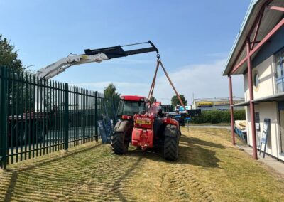 3.-Teme-Valley-Tractors-help-install-at-WPG